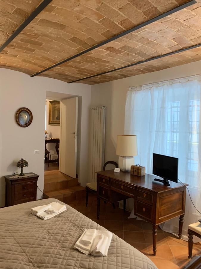 La Casa Di Ago Lägenhet LʼAquila Exteriör bild