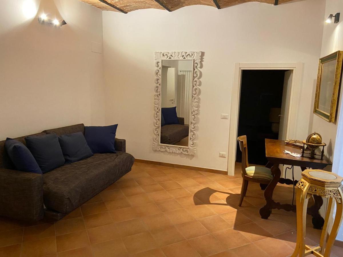La Casa Di Ago Lägenhet LʼAquila Exteriör bild