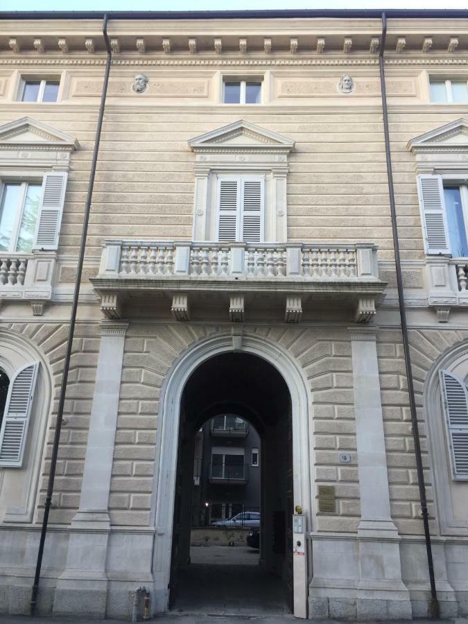 La Casa Di Ago Lägenhet LʼAquila Exteriör bild